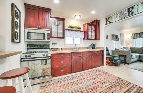 Bay Harbor House | 17 Mi to Nubs Nob Cozy Home with Fireplace