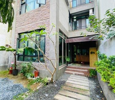 Tainan City Centre House | 17 The Trip