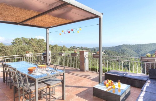Lloret de Mar Other | 175 m² Accommodation ∙ 4 bedrooms ∙ 8 guests