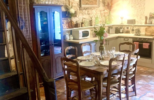 Tocane-Saint-Apre House | 175m2 from the 18th century just for you!