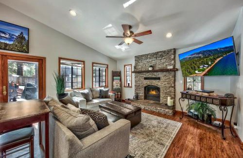 Country Club Estates House | 1760T Thunderbird Cabin