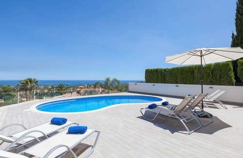 Denia Villa | 178 m² Villa ∙ 4 bedrooms ∙ 8 guests