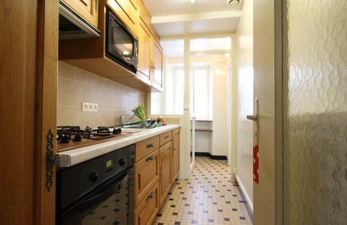 Boischampre Cottage | 17th Century House with Garden in Vrigny - Wifi Included