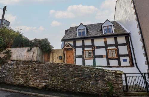 Llangollen House | 18 Church Street