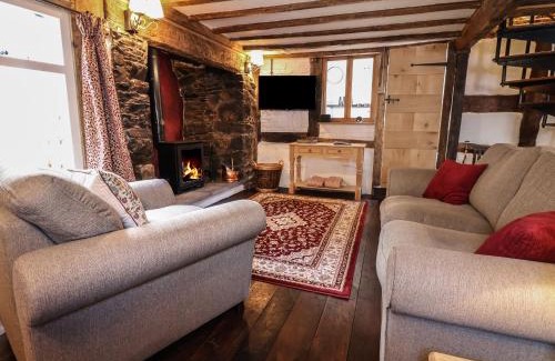 Llangollen House | 18 Church Street