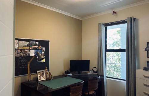 Trawal Apartment | 18 Firgrove by ETB Stays