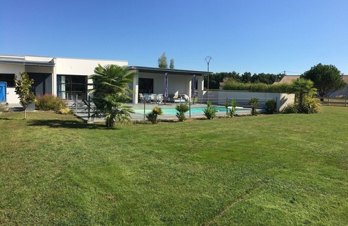 La Brede Villa | 180 m2 in the heart of the vineyards, modern villa, luxury and quiet with heated pool