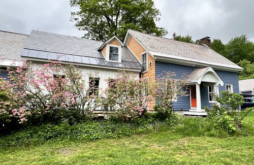 Stratton and Bromley Ski Areas House | 1830's Recently Renovated Rustic Farmhouse, Windham Vermont
