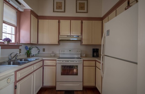 Historic Downtown Savannah House | 1876 Charming Victorian Home in Savannah's Famed Historic District