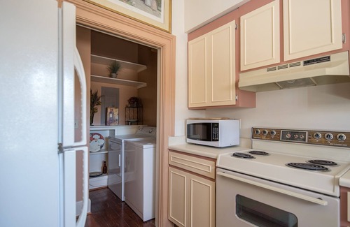 Historic Downtown Savannah House | 1876 Charming Victorian Home in Savannah's Famed Historic District