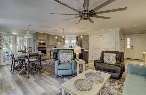 Shipyard Plantation Condo | 188 Evian Luxury Getaway in Shipyard Plantation.