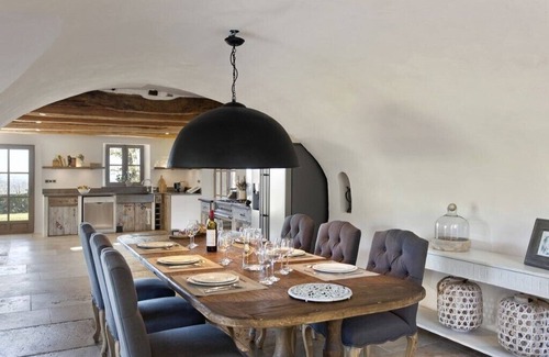 Seillans House | 18th century restored stone house in a large mature garden with 360 degree views