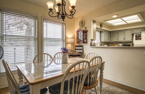 Hot Springs Village House | 19 Aldaya Lane - Panoramic views of Lake DeSoto from the kitchen to the master