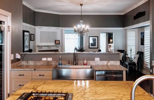 Midtown House | 1905 Home w/Modern Touches | Splash Pool