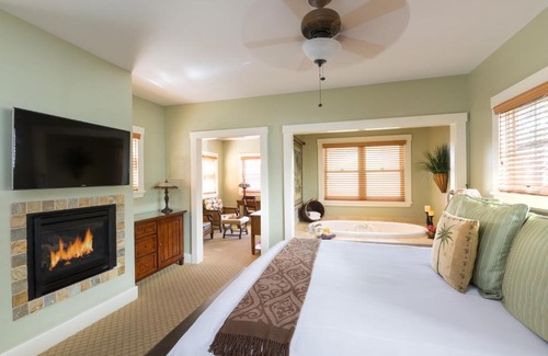 Coronado Hotel | 1906 Lodge