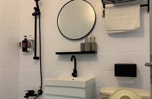 Guanshan House | 1969 Jinyu Inn