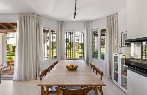 Nueva Andalucia House | 197 m² House ∙ 3 bedrooms ∙ 7 guests