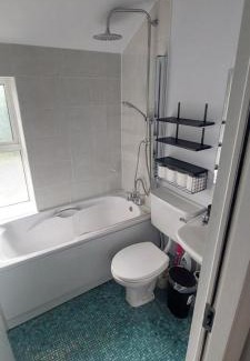 Broadstone Apartment | 1BD City Pad Shop & Stroll