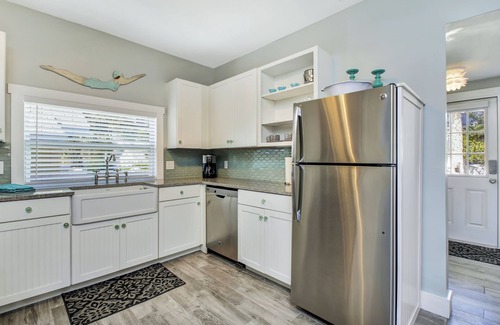 Clearwater Beach Cottage | 1BR/1BA NEW Coastal Boutique Cottage. HGTV Worthy! Sleeps 4. Steps to Beach!