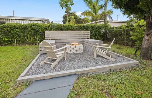 Coral Terrace House | 1BR at SW 1st St. (Unit B)