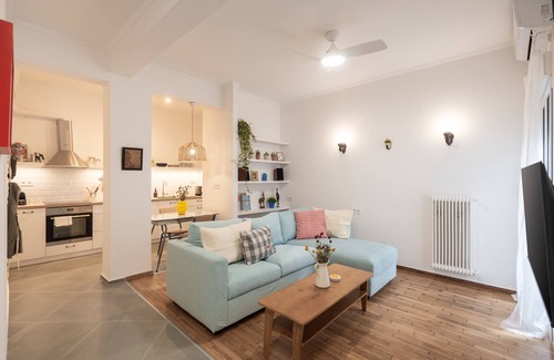 Kerameikos Apartment | 1BR Next to Metro | Modern Comfort