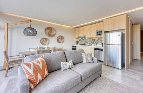 Downtown San Jose del Cabo Apartment | 1BR Rooftop & Pool in Cardinal