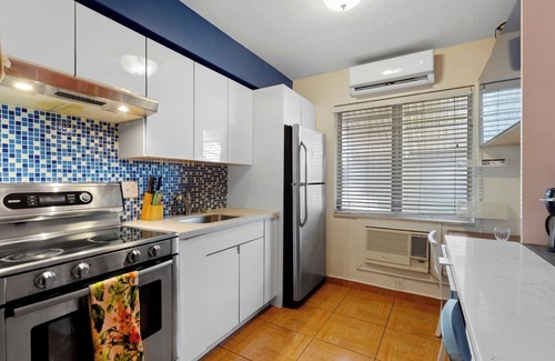 Downtown Hollywood Apartment | 1BR Studio Parking, Pet Friendly and BBQ Area