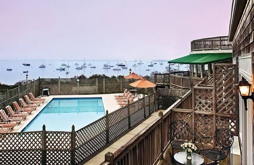 Jamestown Condo | 1br Suite Deluxe Condo Narragansett Bay!