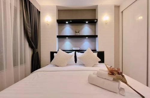 Thon Buri Apartment | 1BR Walk 1min to BTS 3min Mall Tapra WiFi 500MB