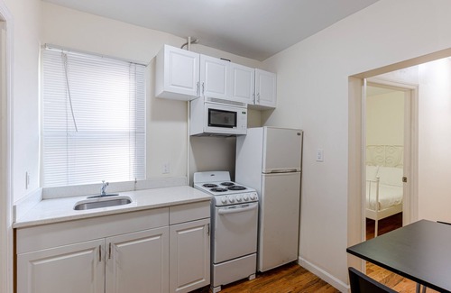 East Harlem Apartment | (1C) 2 Bedroom Apt Just Off Park Ave