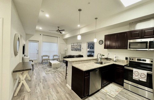 Katy Condo | 1G| Exploring the Greater Houston| Cozy Private Condo