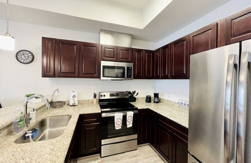 Katy Condo | 1G| Exploring the Greater Houston| Cozy Private Condo