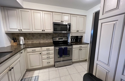 Palmetto Dunes Condo | 1st floor #430 ONLY 6 steps down to pool/beach PERFECT family unit reasonable