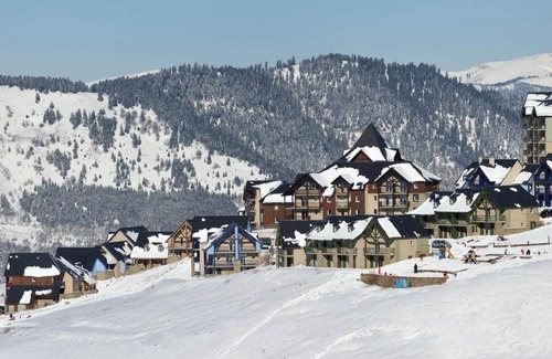 Peyragudes Apartment | 1st floor, balcony, tv, ski locker, 36m², Peyragudes