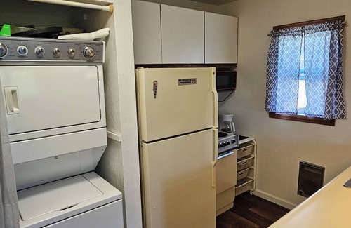 Oak Harbor Condo | 1ST floor Condo NO STAIRS, beaches ,pool cedar point camp perry marsh parks,