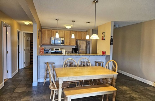 Lincoln Condo | 1st floor, FP, mtn & pond view, deck, pool, pet-friendly. F1663 by LRS