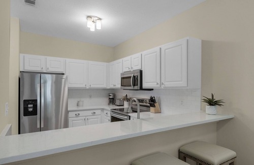 Seagrove Beach Condo | 1st Floor, Walkable to Dining, Shopping, Beach - Sleeps 6