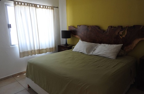 Las Jarretaderas House | 2 bedrooms + studio, 2.5 bathroom,