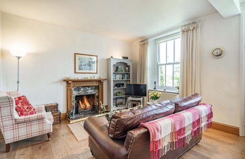 Lindale House | 2 Beacon High