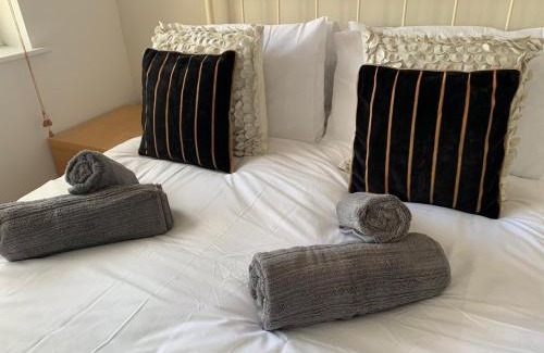 Kidlington Apartment | 2 Bed Apartment Close To Open Countryside