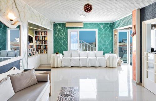Piskopiano Apartment | 2 Bed Apartment - Sleeps 8 - Pool Patio Views