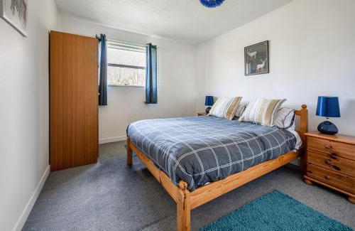 Contin Ski Chalet | 2 Bed Chalet - Sleeps 4 - Parking - Wifi