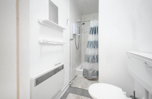 Contin Ski Chalet | 2 Bed Chalet - Sleeps 4 - Parking - Wifi