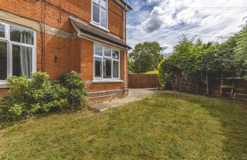 Ascot Apartment | 2 Bed Close to Windsor Castle, Ascot Races