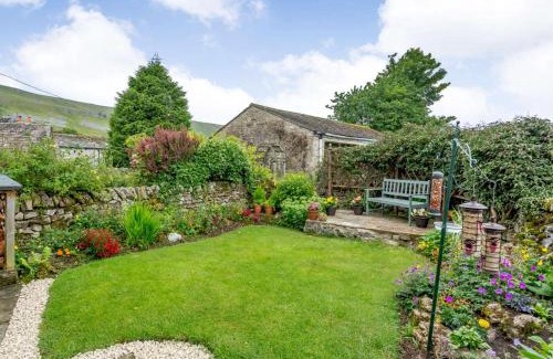 Kettlewell House | 2 Bed in Kettlewell 87598
