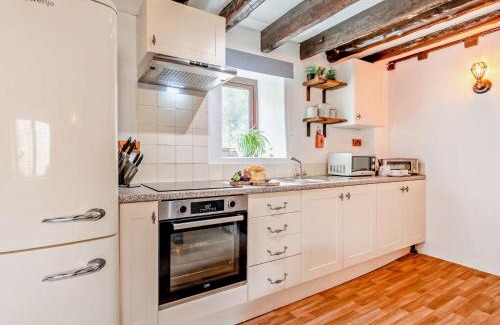 Lanhydrock House | 2 Bed in Lanhydrock 90216