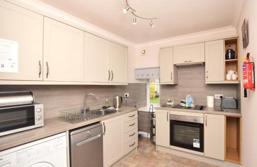 Newton by the Sea House | 2 Bed in Newton-by-the-Sea 80485