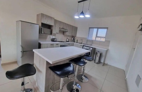Centurion Apartment | 2 bed-Pool-Gym-No Load Shedding