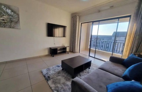 Centurion Apartment | 2 bed-Pool-Gym-No Load Shedding