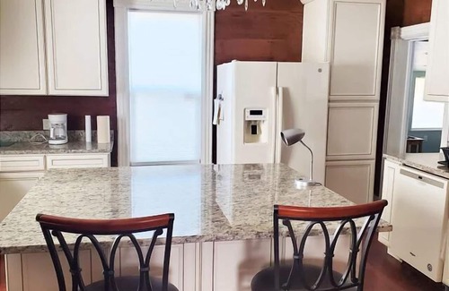 Crescent City House | 2 bedroom 1 bath home located in town